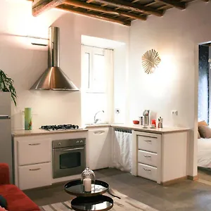  Apartment Chilling'monti Italy